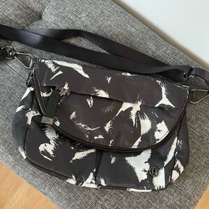 Lululemon All Night Festival Bag 5L